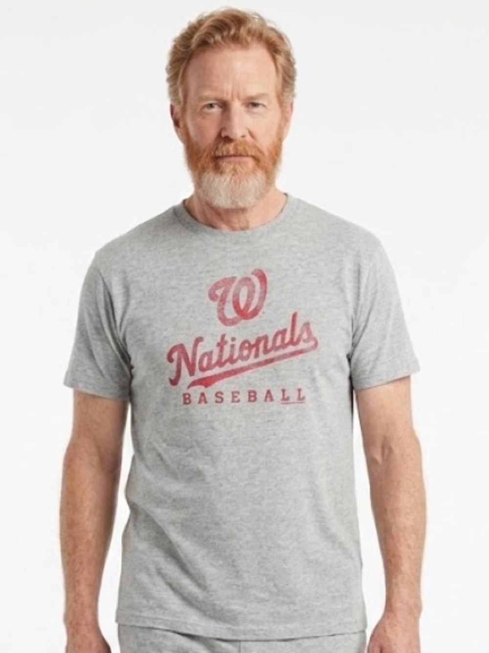 GENUINE MERCHANDISE | WASHINGTON NATIONALS Distressed Logo Tee Size Medium
